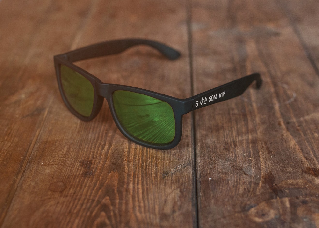 Sunglass_mockup